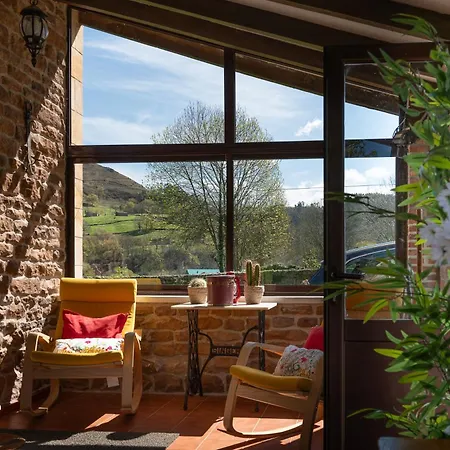 La Cabana Del Arroyo Pasiego Selaya Exterior photo